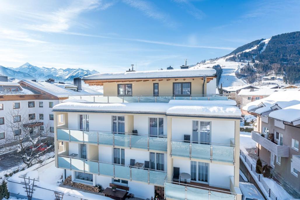 Appartements Sulzer By We Rent, Summercard Included Целль-ам-Зе Экстерьер фото